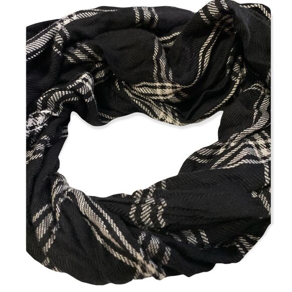 Gap Scarf black white plaid OS - Picture 2 of 5